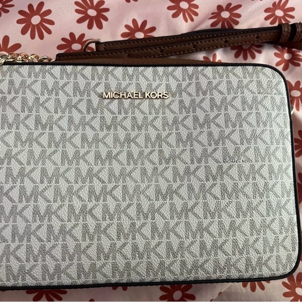 Michael Kors Gray and Brown Crossbody Bag - Picture 2 of 10